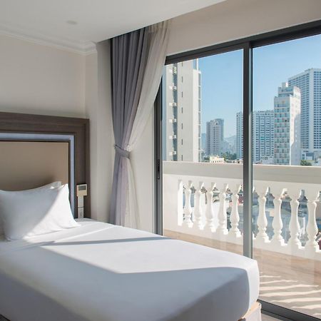 Seven Seas Hotel Нячанг Экстерьер фото