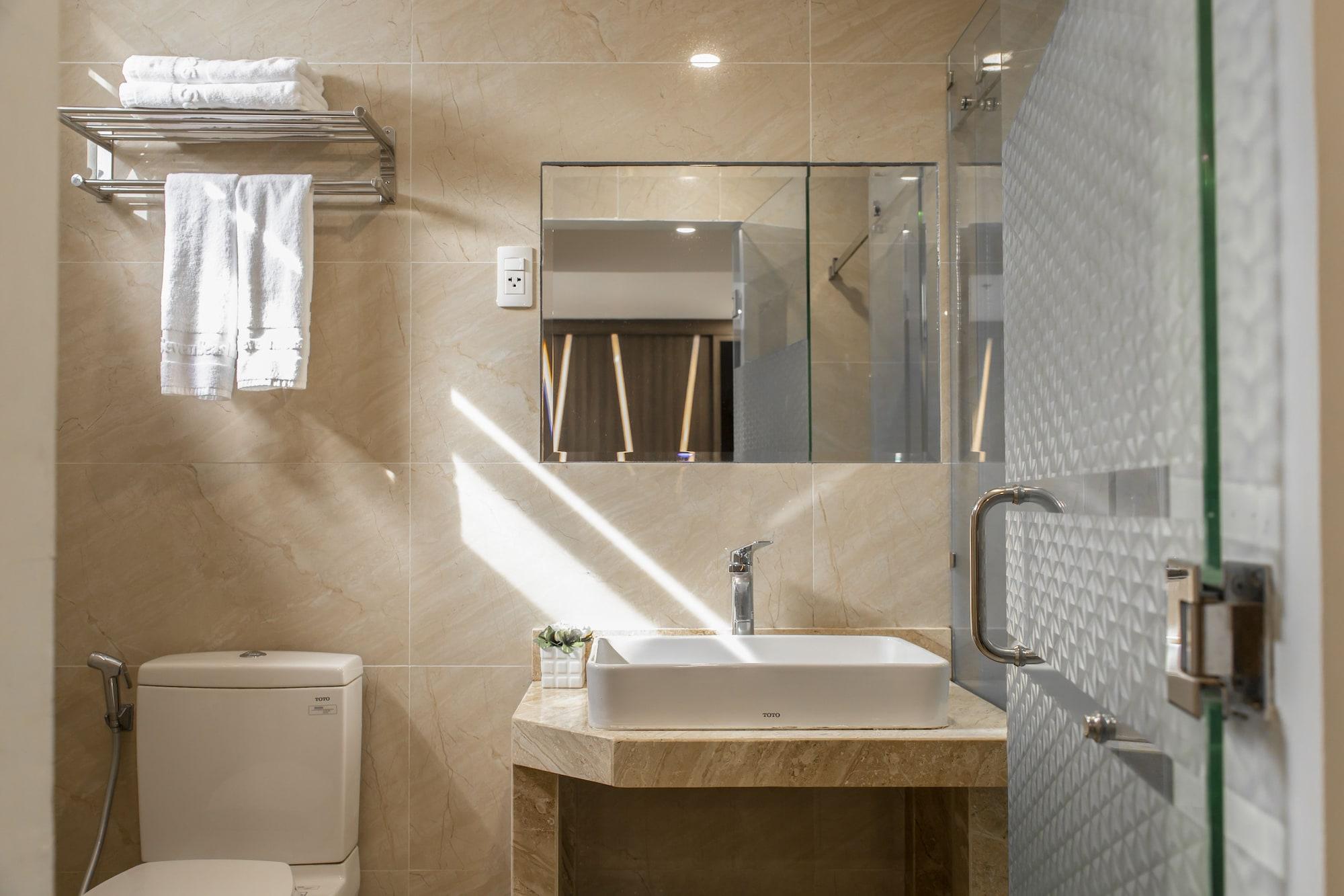 Seven Seas Hotel Нячанг Экстерьер фото