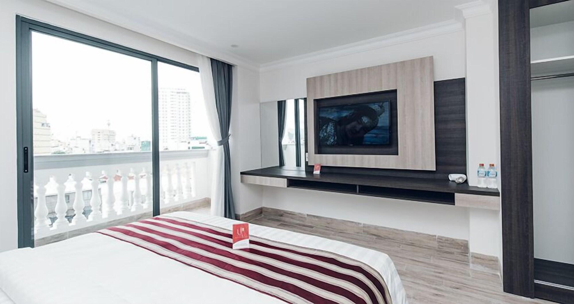 Seven Seas Hotel Нячанг Экстерьер фото