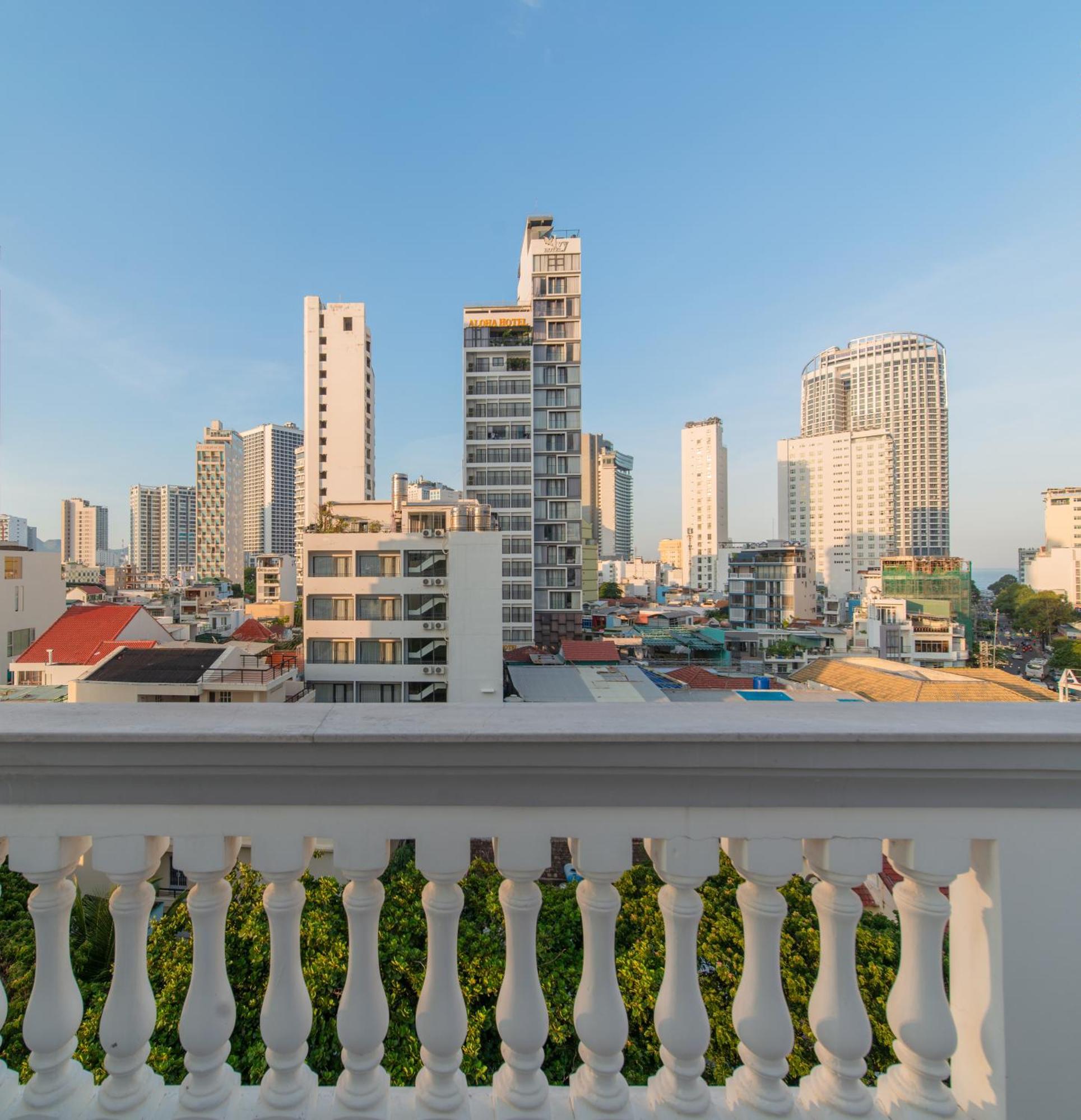 Seven Seas Hotel Нячанг Экстерьер фото