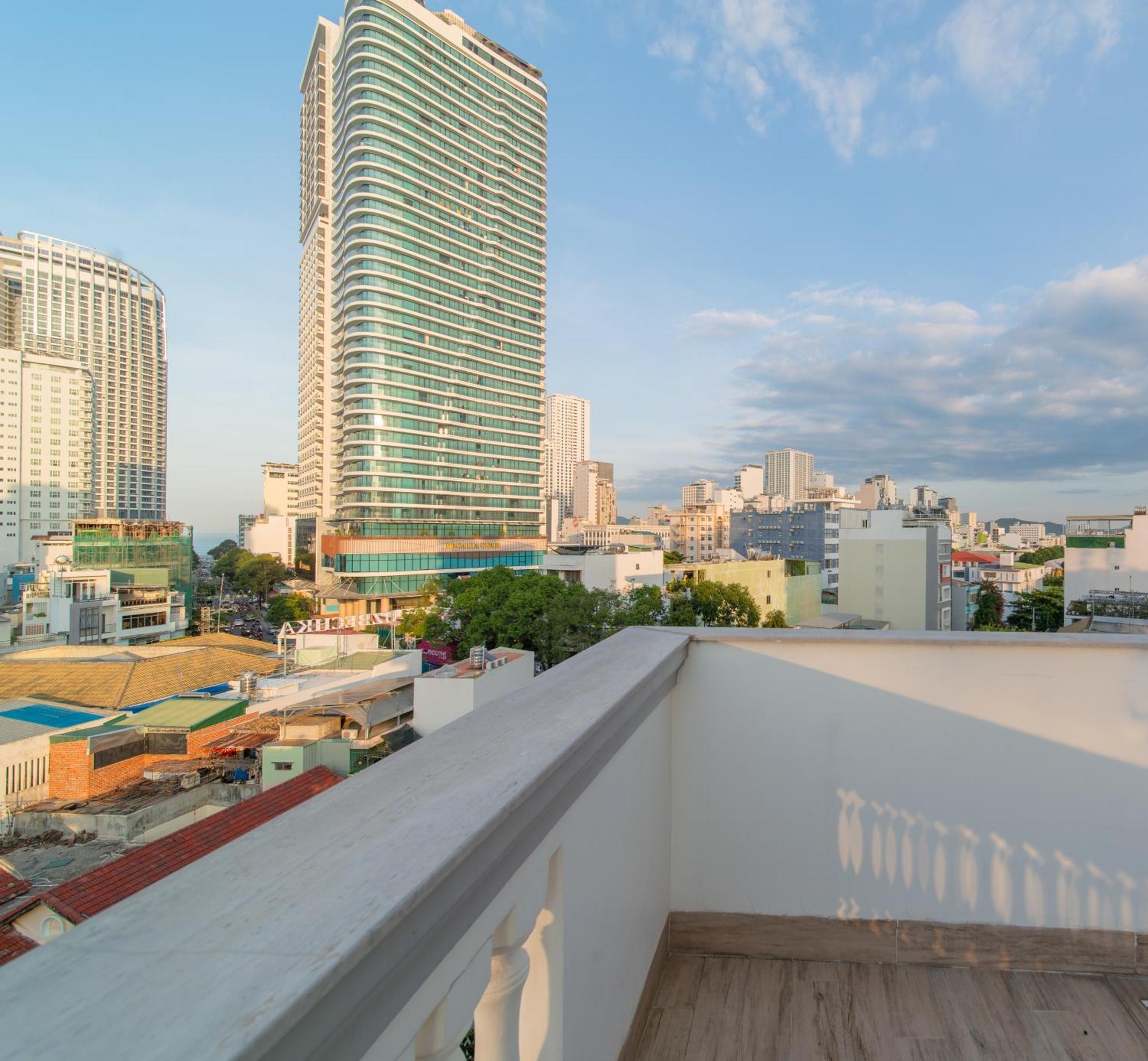 Seven Seas Hotel Нячанг Экстерьер фото