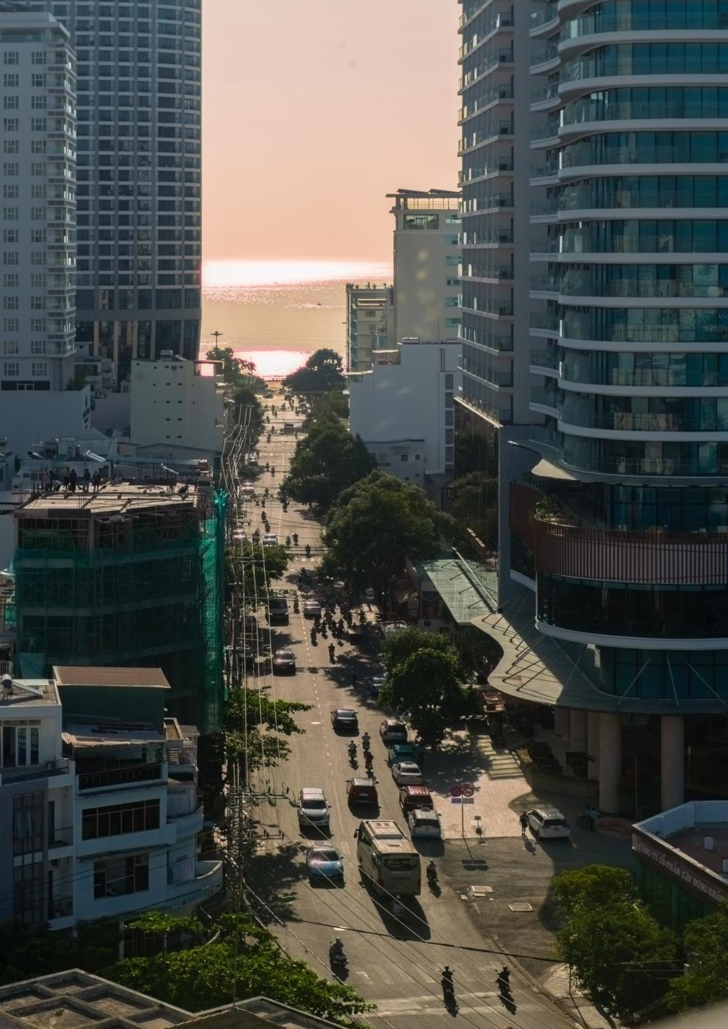 Seven Seas Hotel Нячанг Экстерьер фото