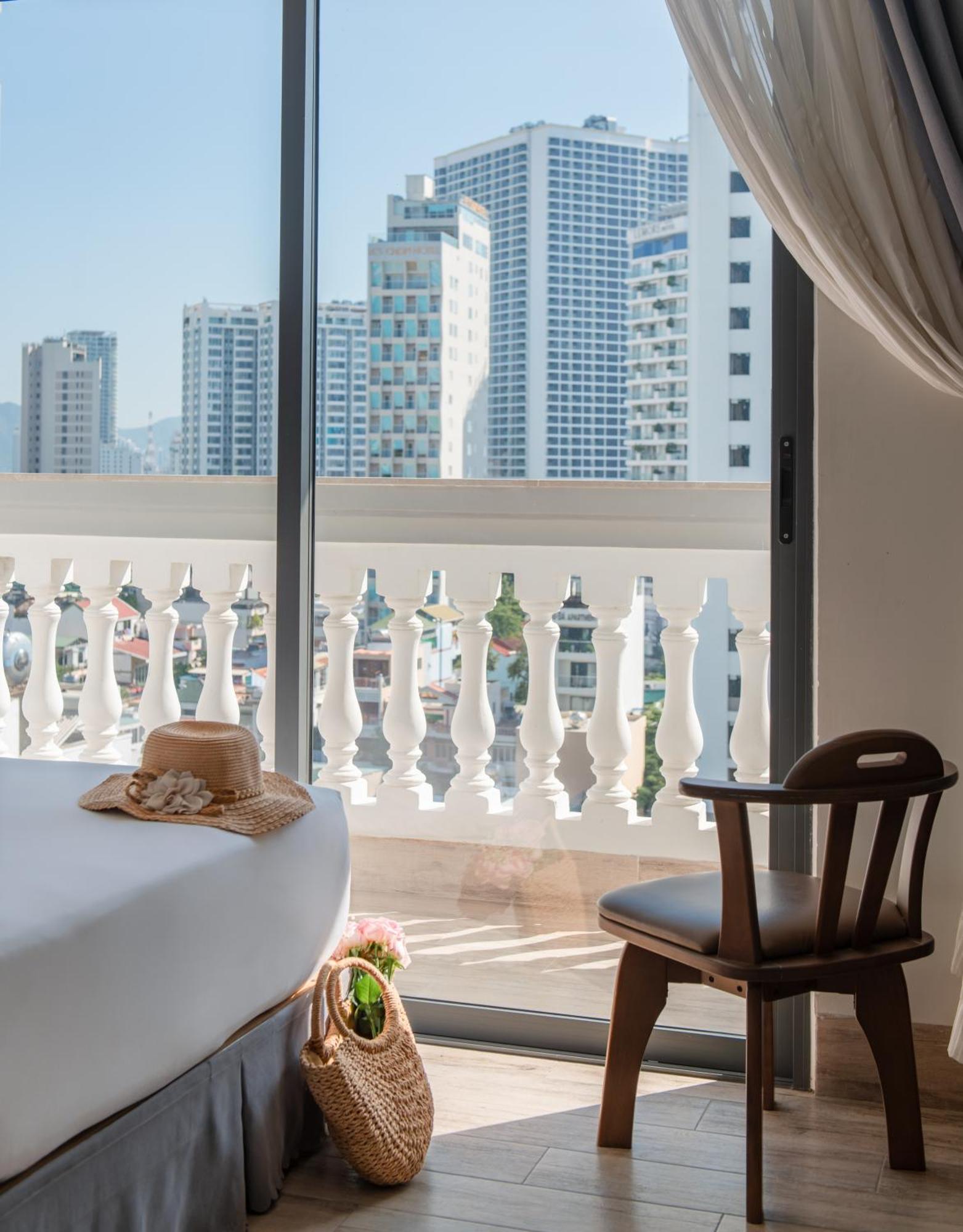 Seven Seas Hotel Нячанг Экстерьер фото