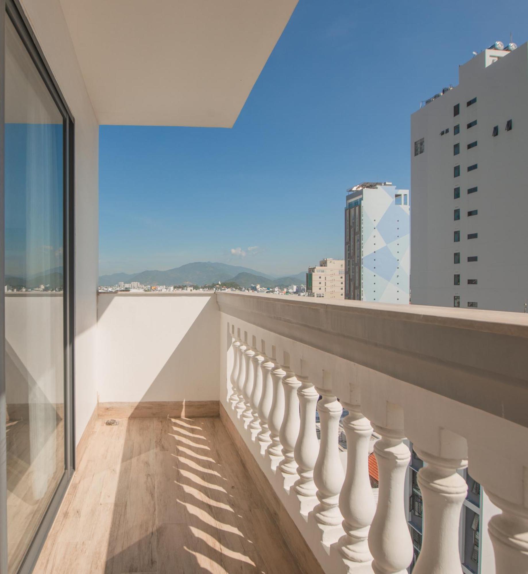 Seven Seas Hotel Нячанг Экстерьер фото