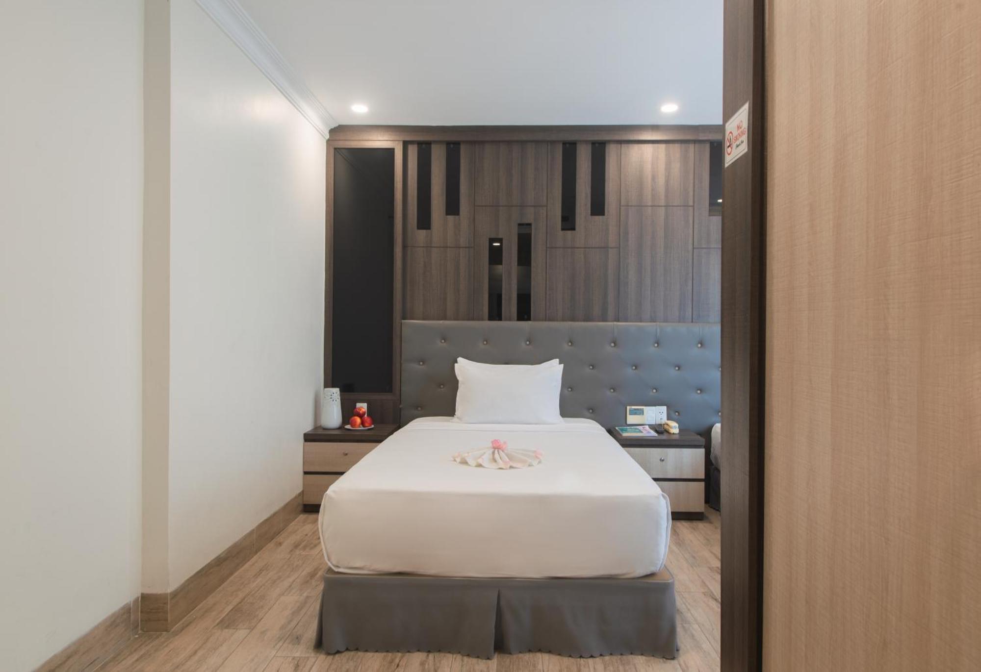 Seven Seas Hotel Нячанг Экстерьер фото